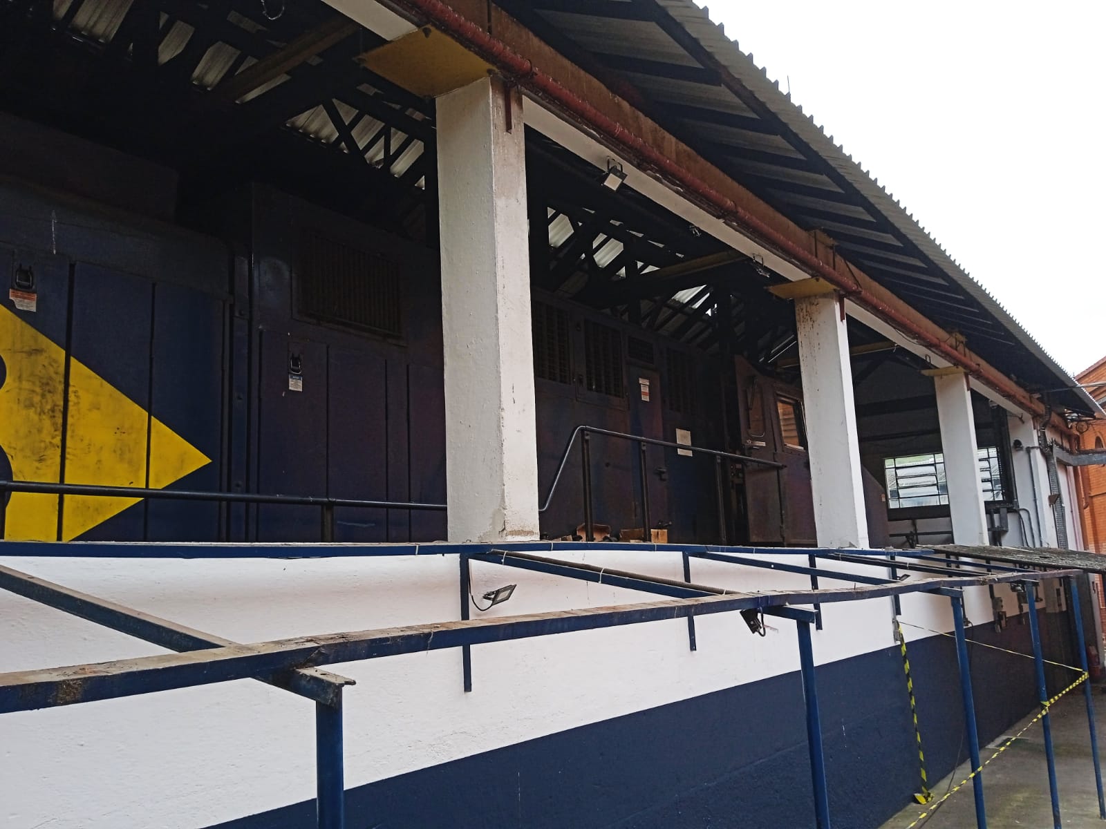 CAMINHO SEGURO REMOÇÃO TELHADO.jpg