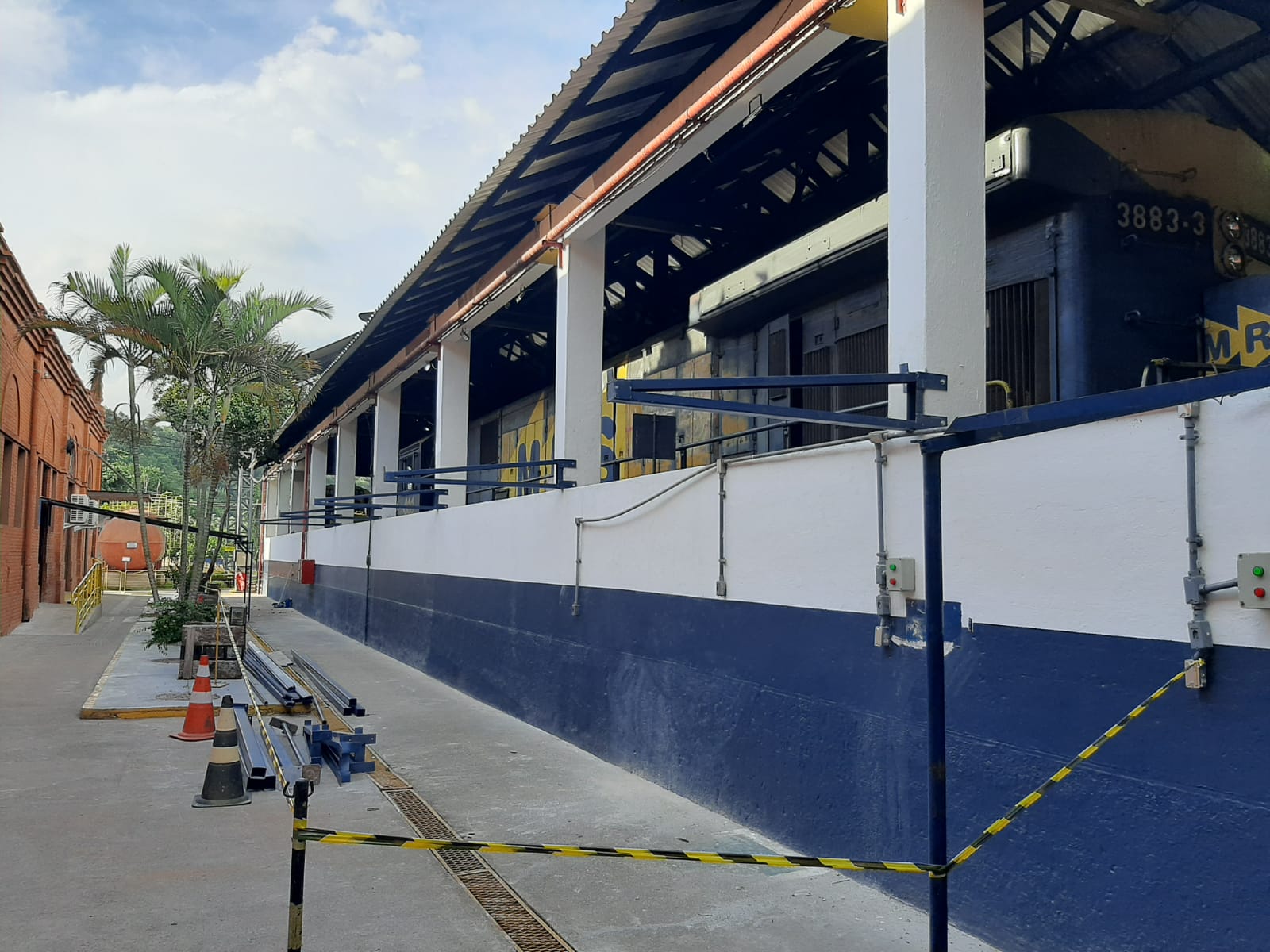 CAMINHO SEGURO INSTALAÇÃO BASE METALICA.jpg